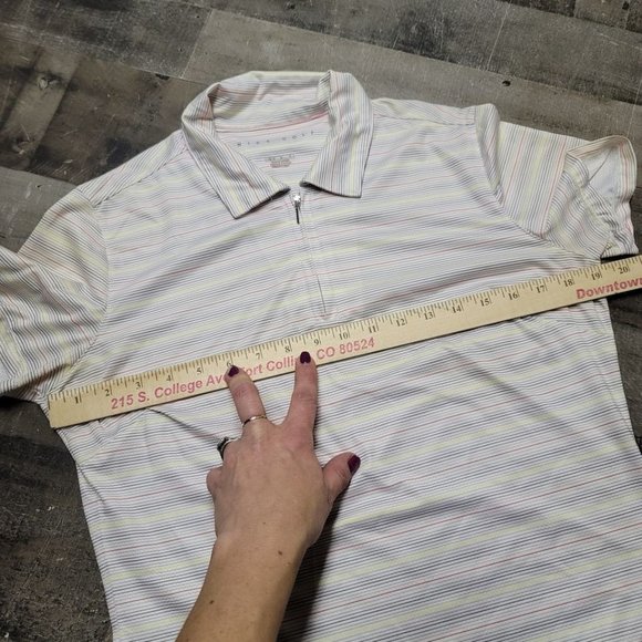 Nike women's golf shirt - Picture 4 of 7